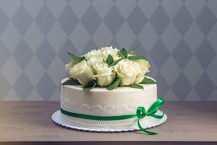 romance happy birthday wife cake